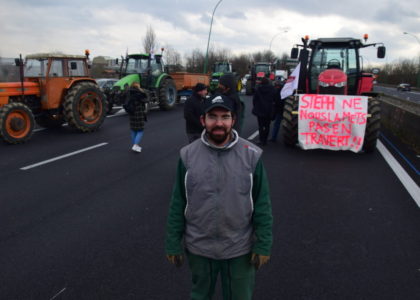 Michel, agriculteur-éleveur à Ste Foy d’Aigrefeuille pense perdre 5000 euros d’aides par an, revenu qui lui permet de rembourser ses emprunts