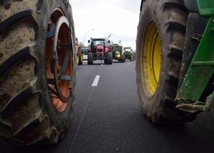 Suite aux manifestations agricoles, la préfecture de Lot-et-Garonne conseille de « de réduire voire d’annuler […] les déplacements en voiture »