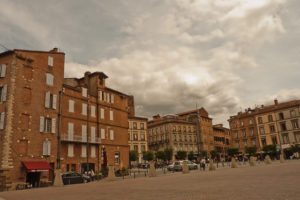 centres-villes: Place de la Cathédrale, à Albi © CC BY 2.0 Ricardo Ramirez Gisbert