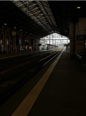 La gare Matabiau, ce mardi matin, déserte, sans train.