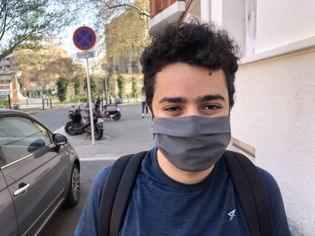 Youssouf, 21 ans, étudiant / © Hugo Hancewicz