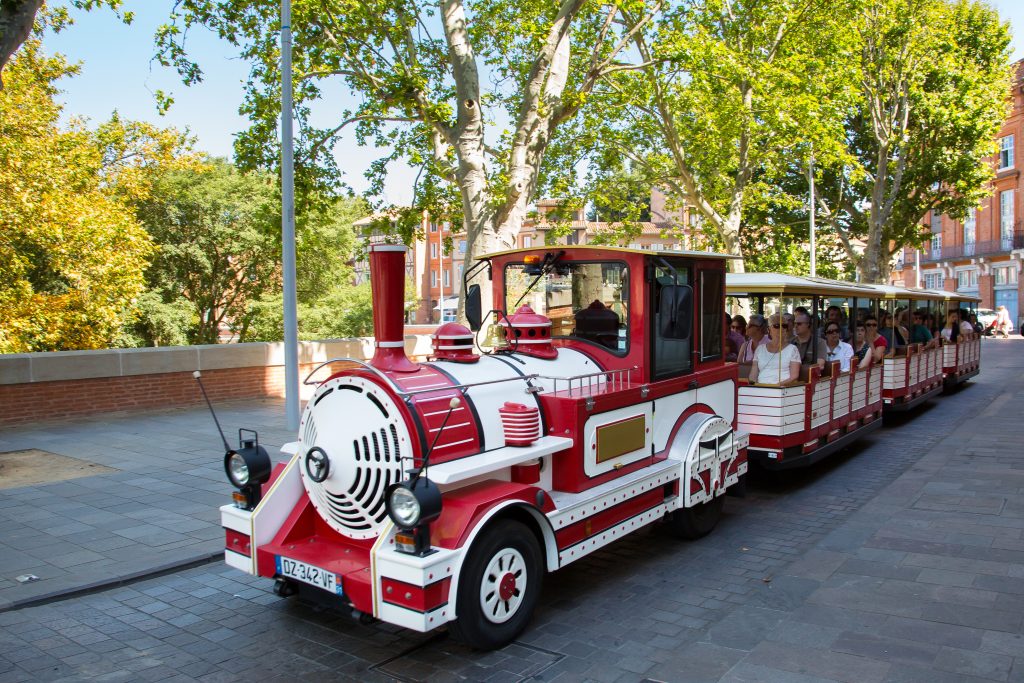 Location d'un petit train électrique pour votre événement à Toulouse