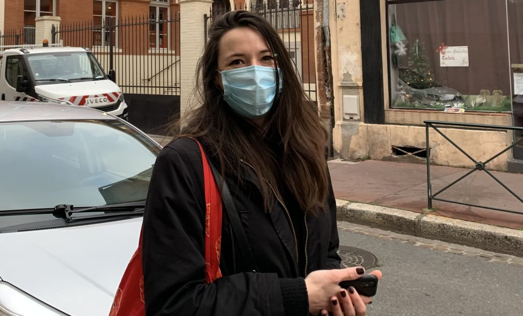 Lucie 29 ans juriste en droit des affaires à Toulouse en télétravail trois jours par semaine